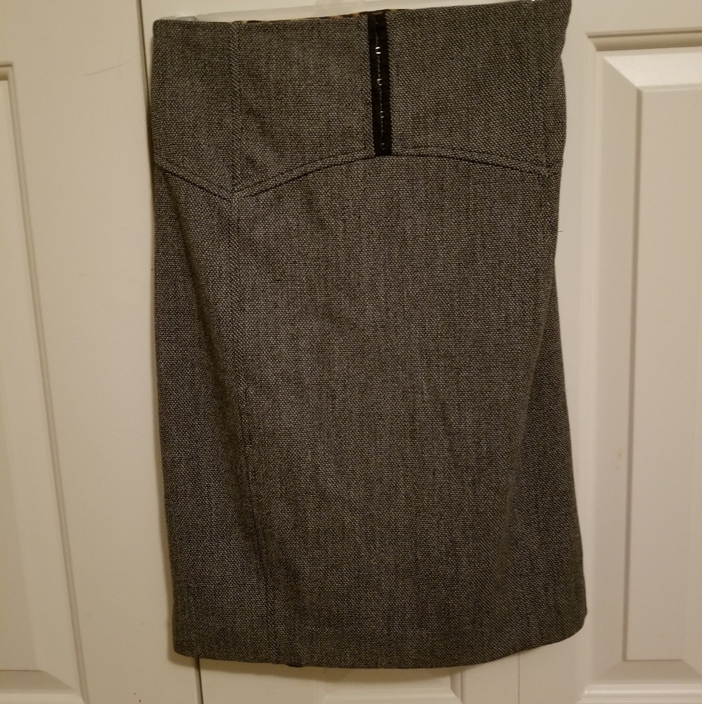 👗Grey & Black Express, fully lined pencil skirt